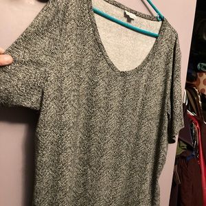 Lularoe shirt sleeve shirt